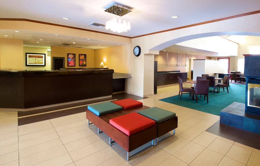 Residence Inn By Marriott Phoenix Airport Экстерьер фото